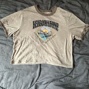Kohl’s, loose crop top. Women’s size large